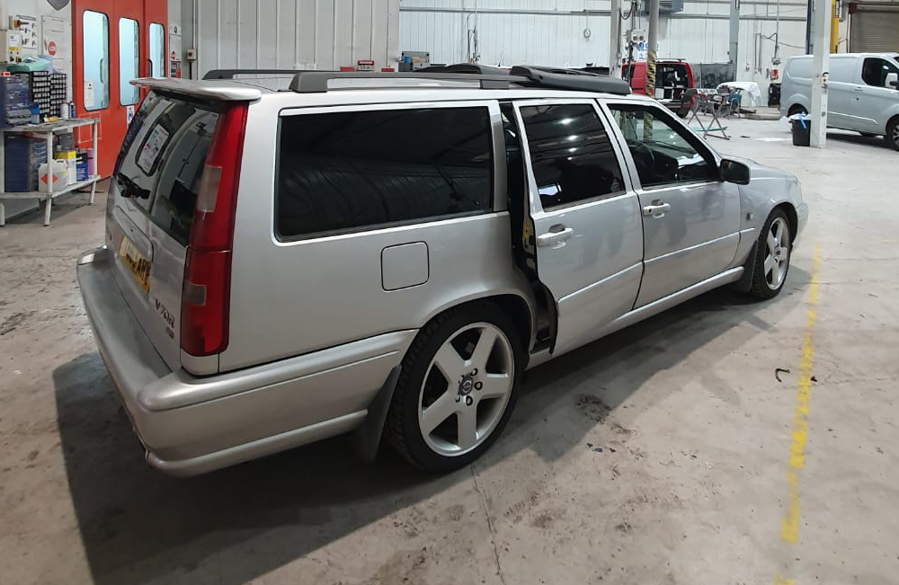 Window tinting Leeds