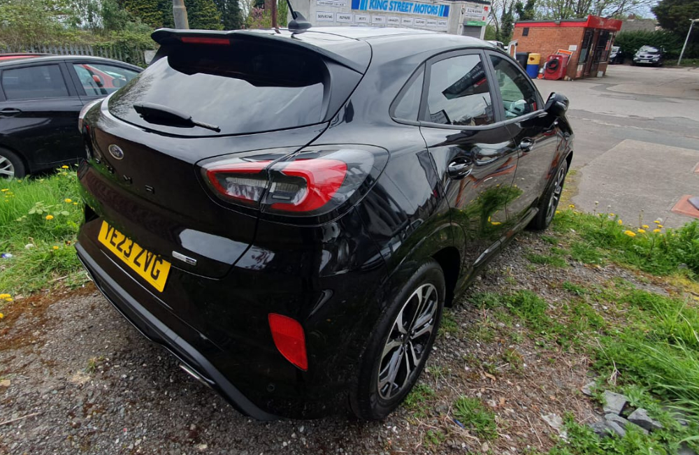 Window tinting Leeds